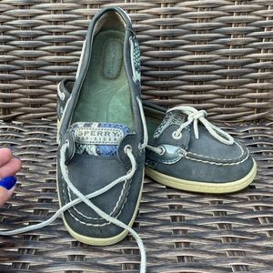 Sperry Navy Angelfish sz 7